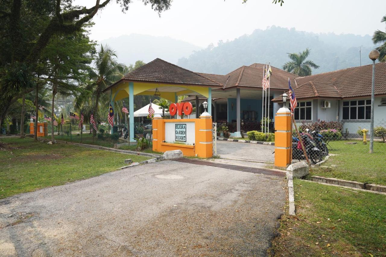 Oyo 44020 Kejora Garden Resort Kampong Pasir Bogak Екстериор снимка