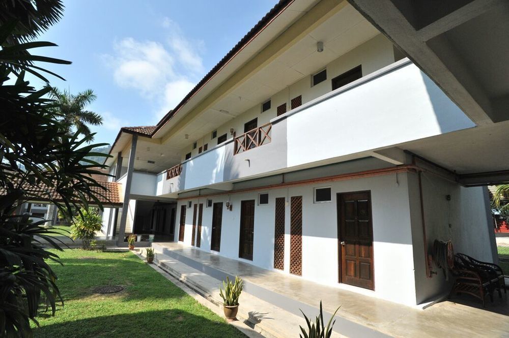 Oyo 44020 Kejora Garden Resort Kampong Pasir Bogak Екстериор снимка