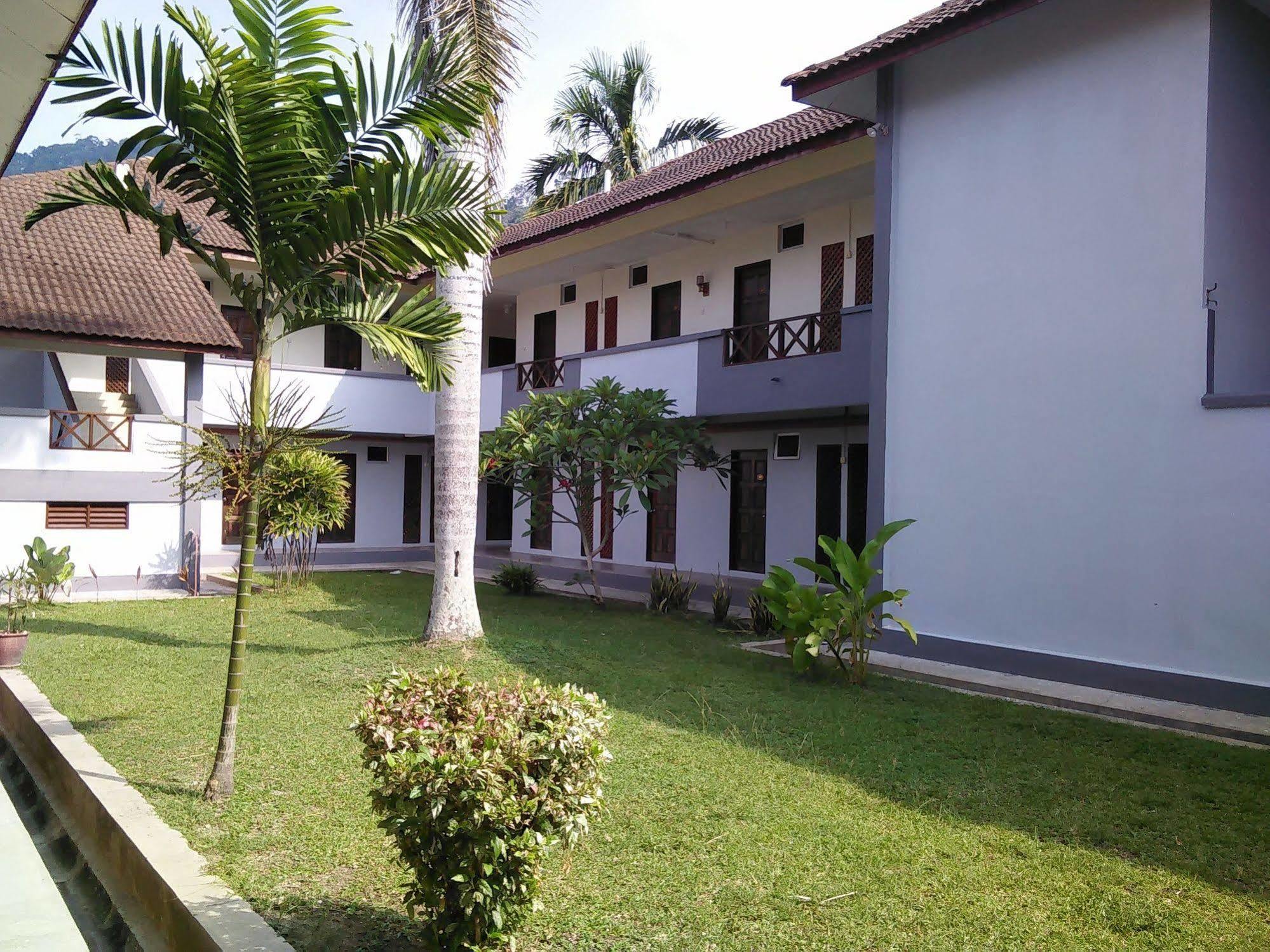 Oyo 44020 Kejora Garden Resort Kampong Pasir Bogak Екстериор снимка