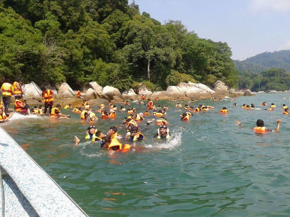 Oyo 44020 Kejora Garden Resort Kampong Pasir Bogak Екстериор снимка